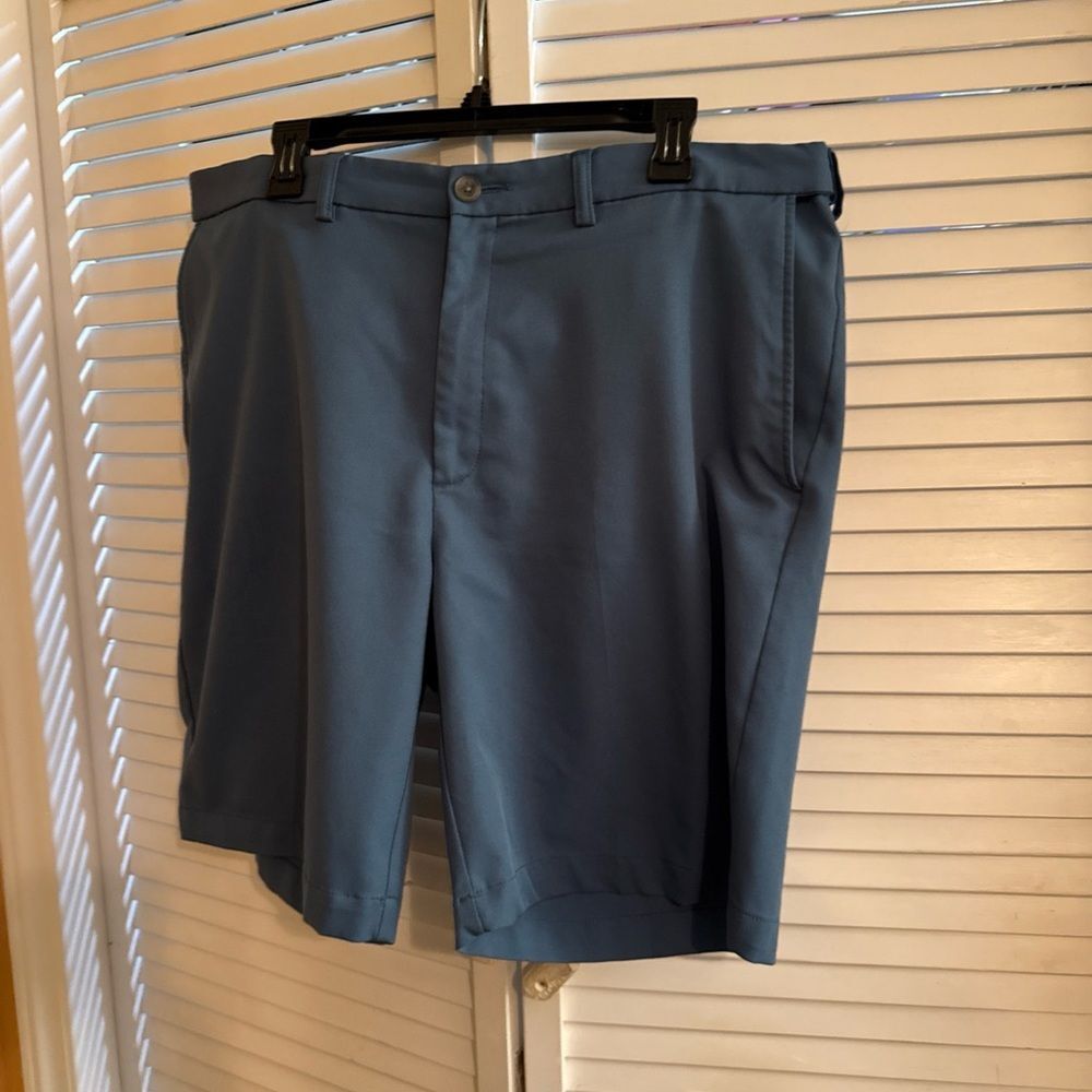 Haggar Men's Flat Front Blue Shorts